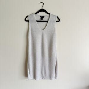 White House Black Market Gray Sleeveless Tunic